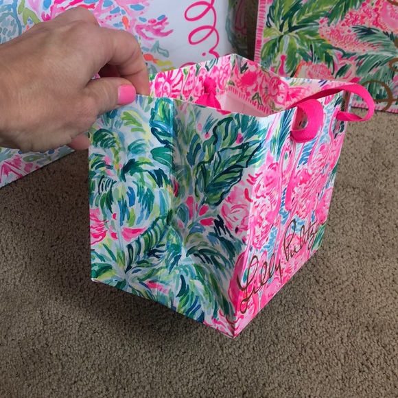 Lilly Pulitzer Reusable Totes - Picture 3 of 7